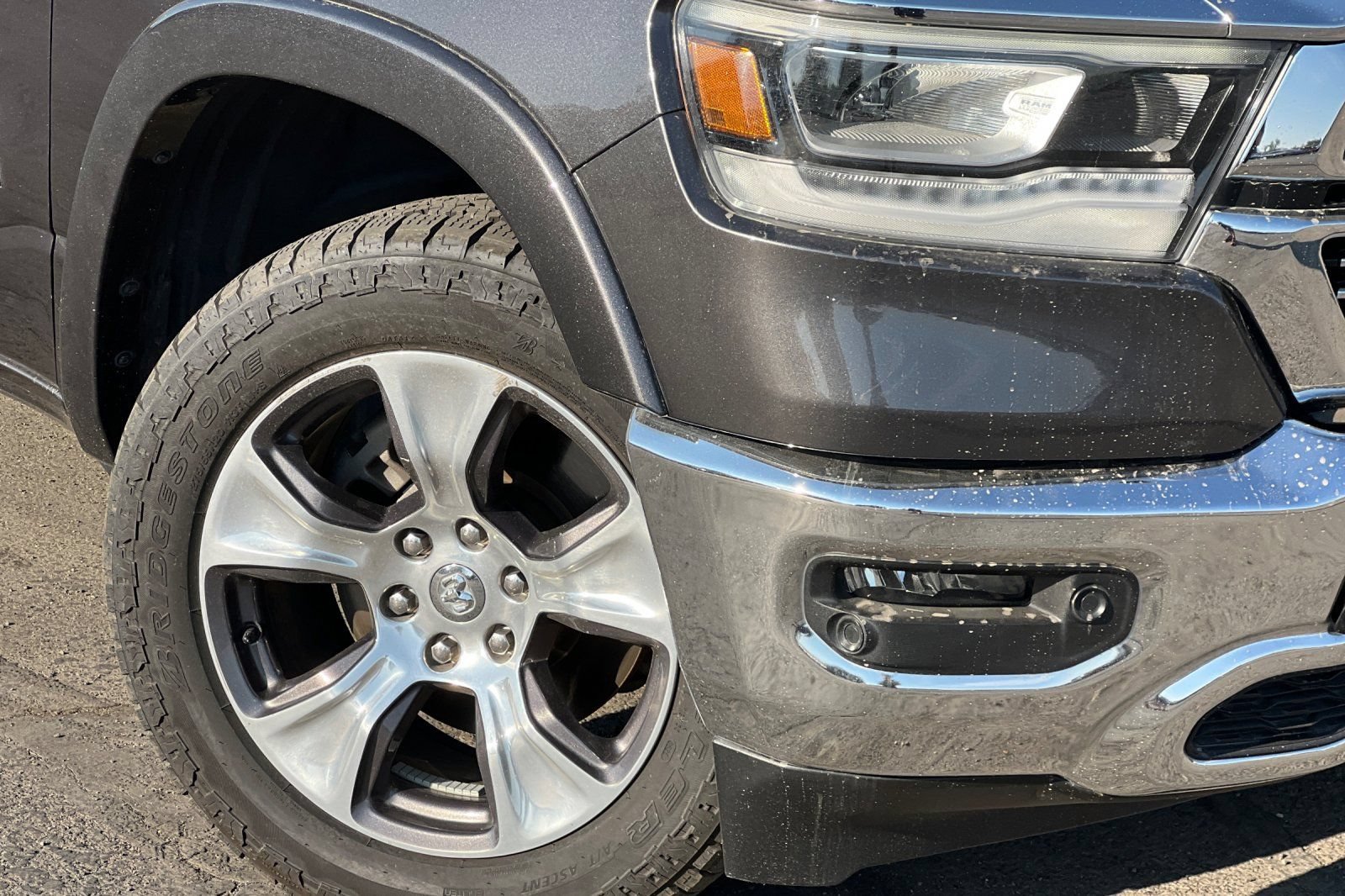 Used 2019 RAM 1500 Laramie AWD/4WD image 30