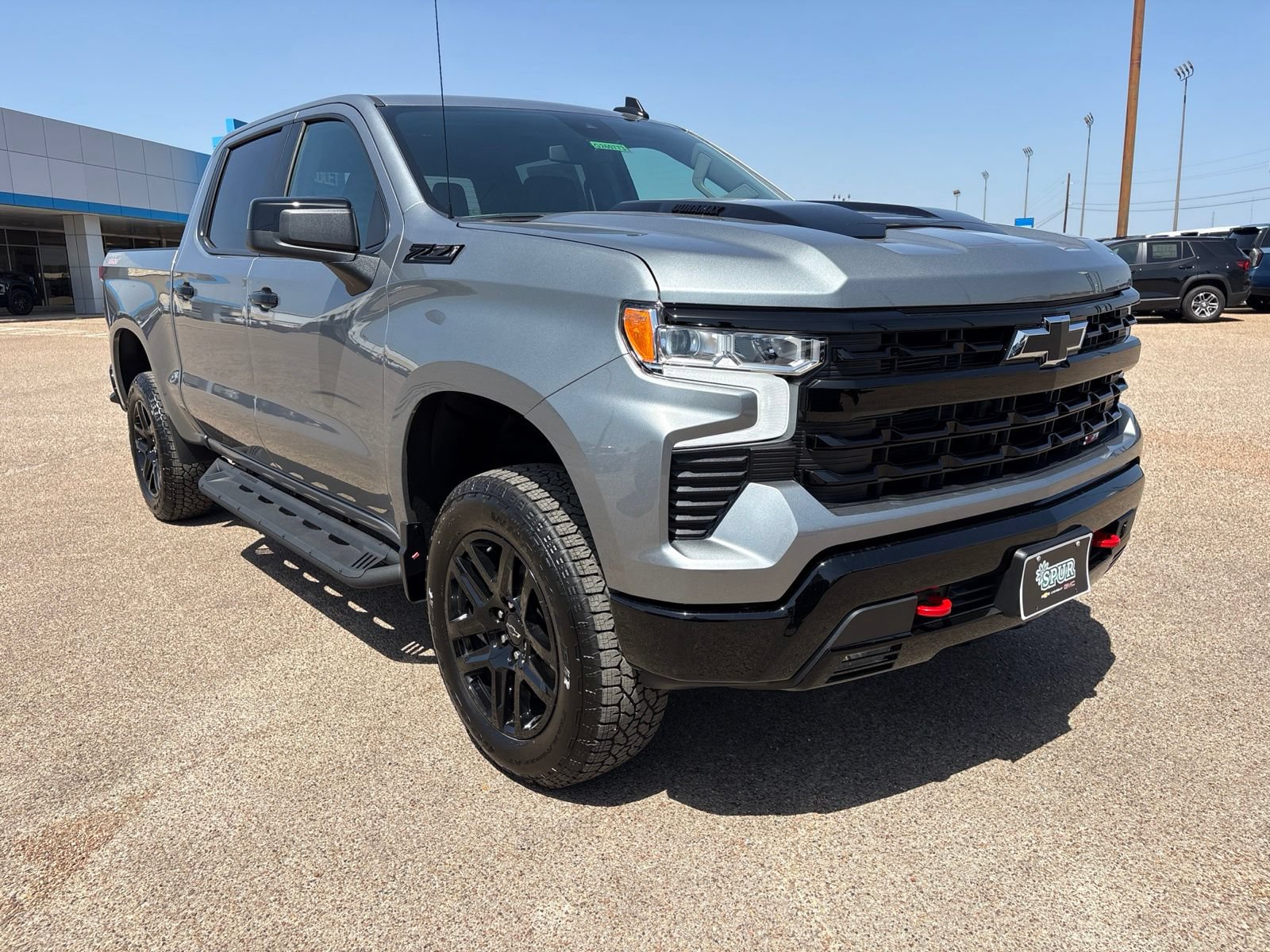 New 2026 Chevrolet Silverado 1500 LT Trail Boss w/ LPO, Dark Essentials Package AWD/4WD image 8