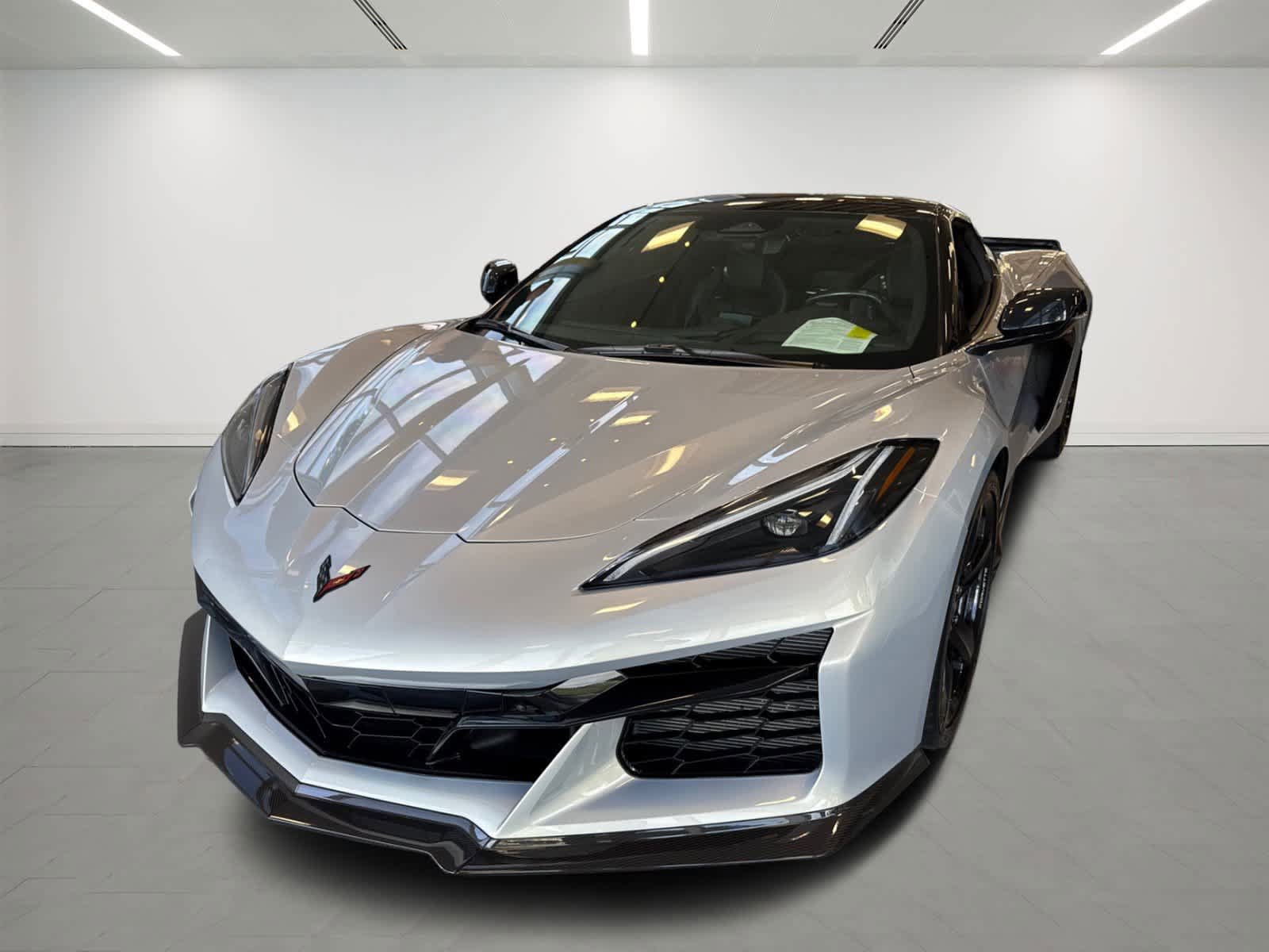 Used 2024 Chevrolet Corvette Z06 RWD image 1