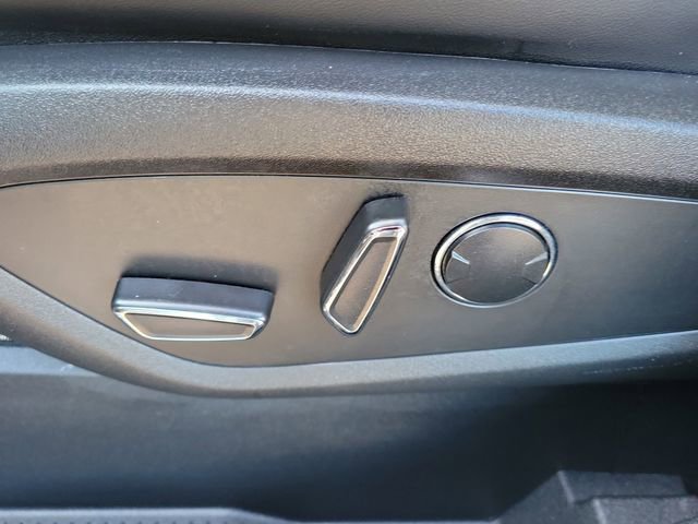 Certified 2023 Lincoln Nautilus Reserve w/ Monochromatic Package image 12