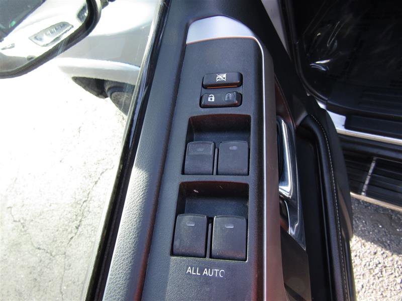 Used 2015 Toyota 4Runner SR5 image 10