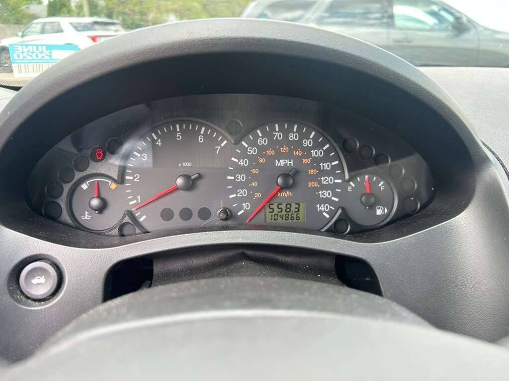 Used 2006 Ford Focus SE FWD image 12