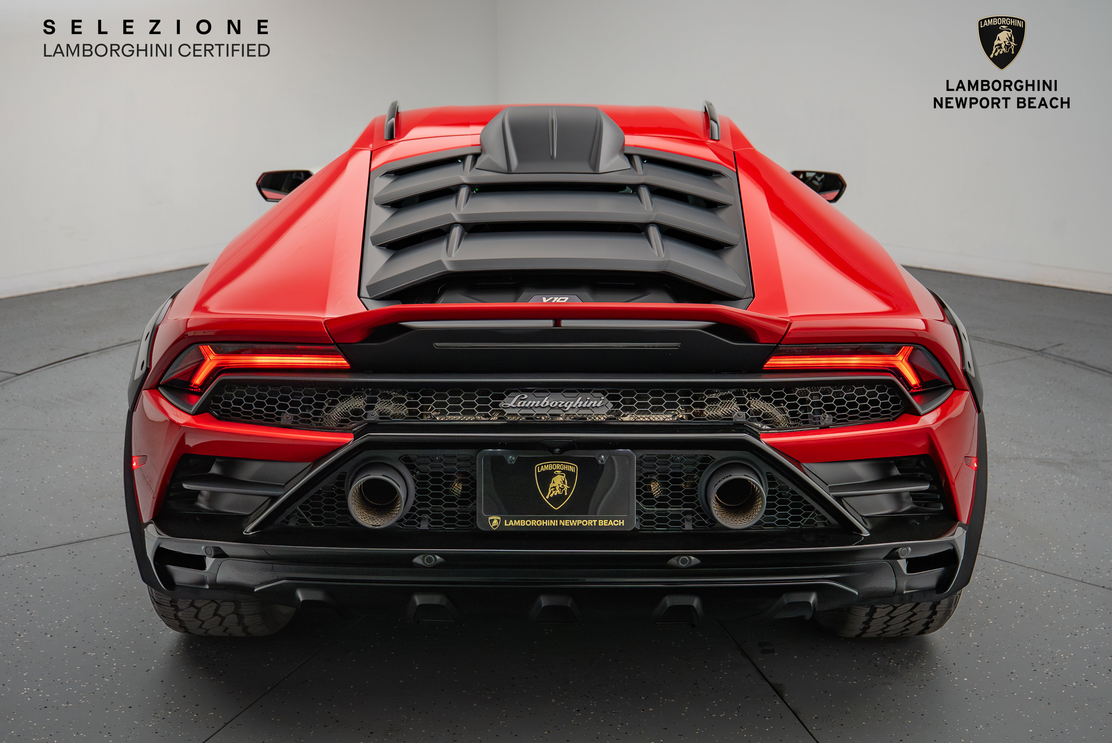 Used 2024 Lamborghini Huracan Sterrato image 18