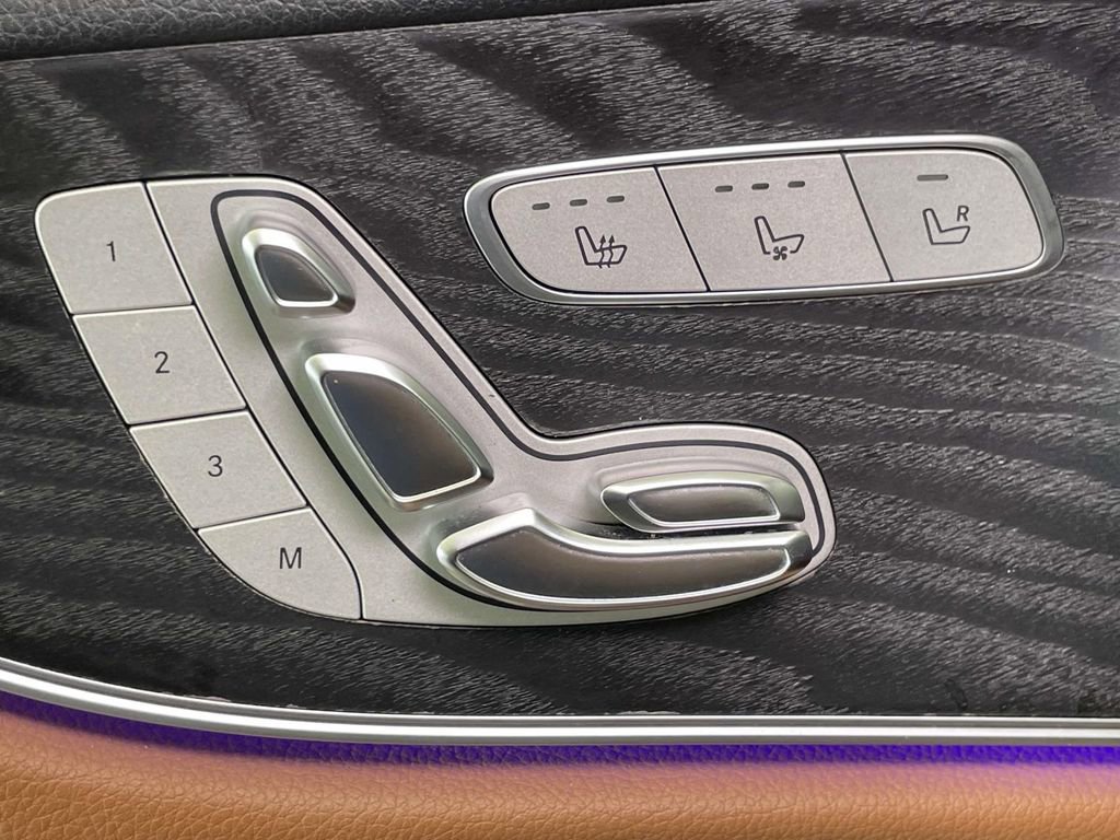 Used 2018 Mercedes-Benz E 400 4MATIC Coupe image 33
