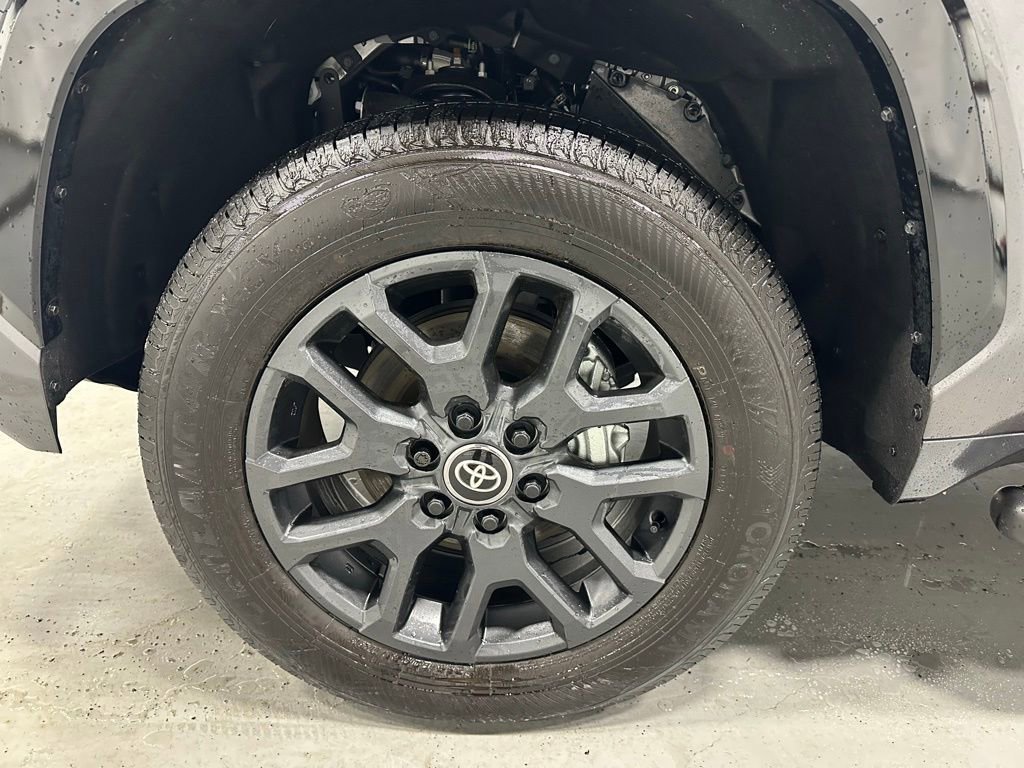 Used 2025 Toyota Tundra Platinum image 69