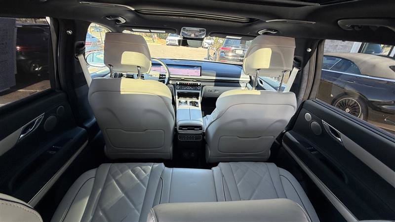 Used 2025 Genesis GV80 3.5T Prestige image 34