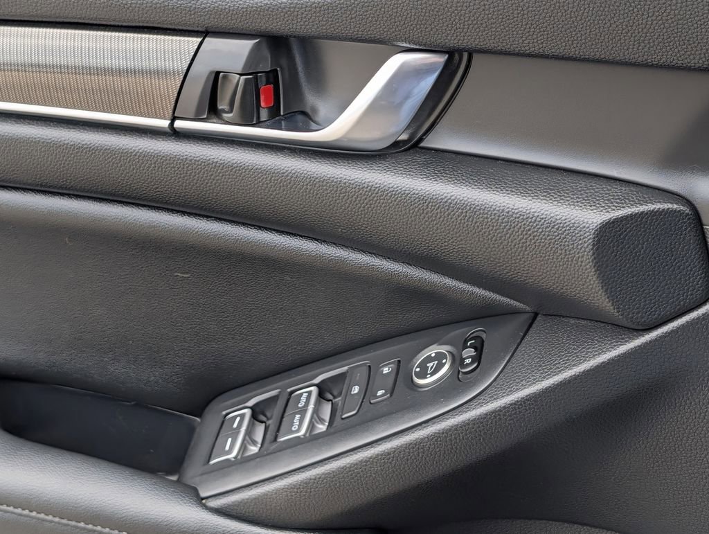 Used 2019 Honda Accord Sport image 24