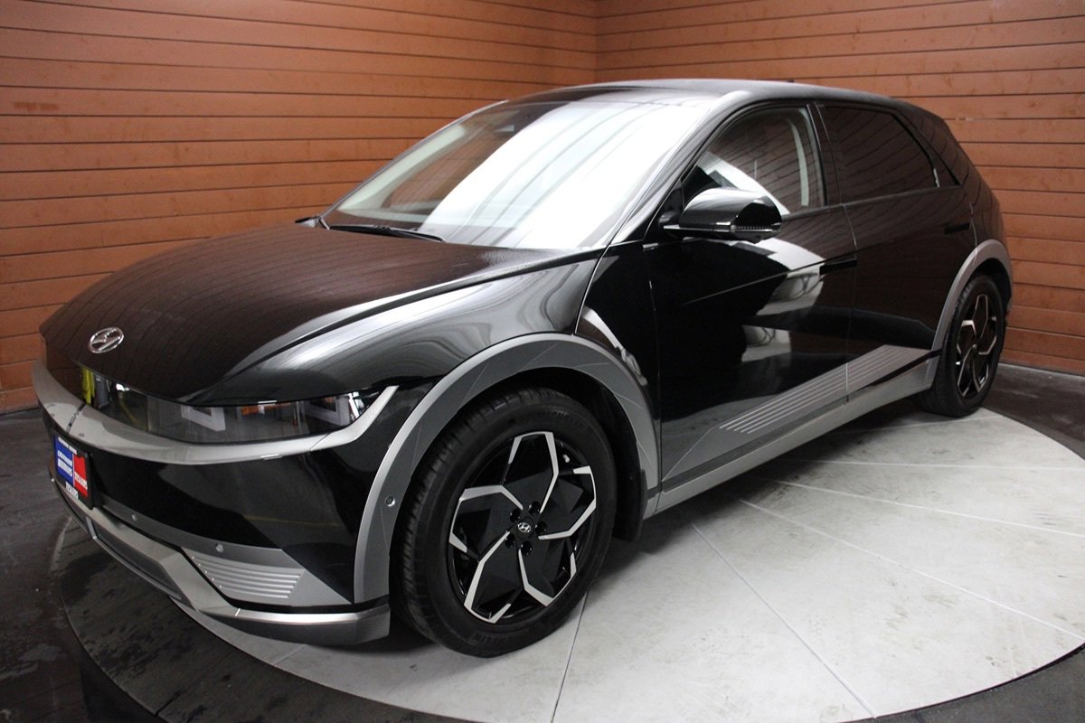Used 2024 Hyundai Ioniq 5 Limited RWD image 4