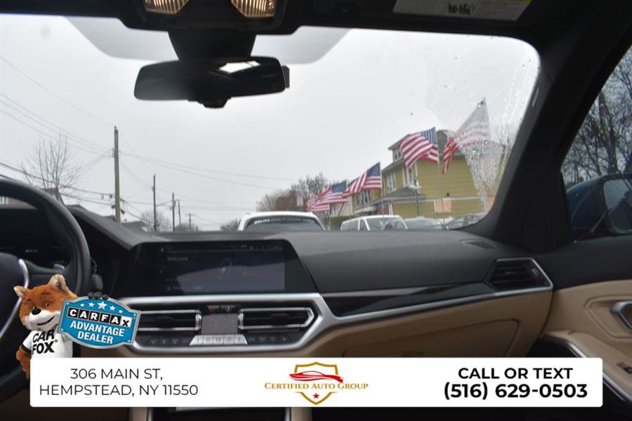 Used 2022 BMW 330e w/ Premium Package image 29
