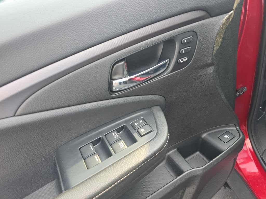 Certified 2023 Honda Ridgeline RTL image 21