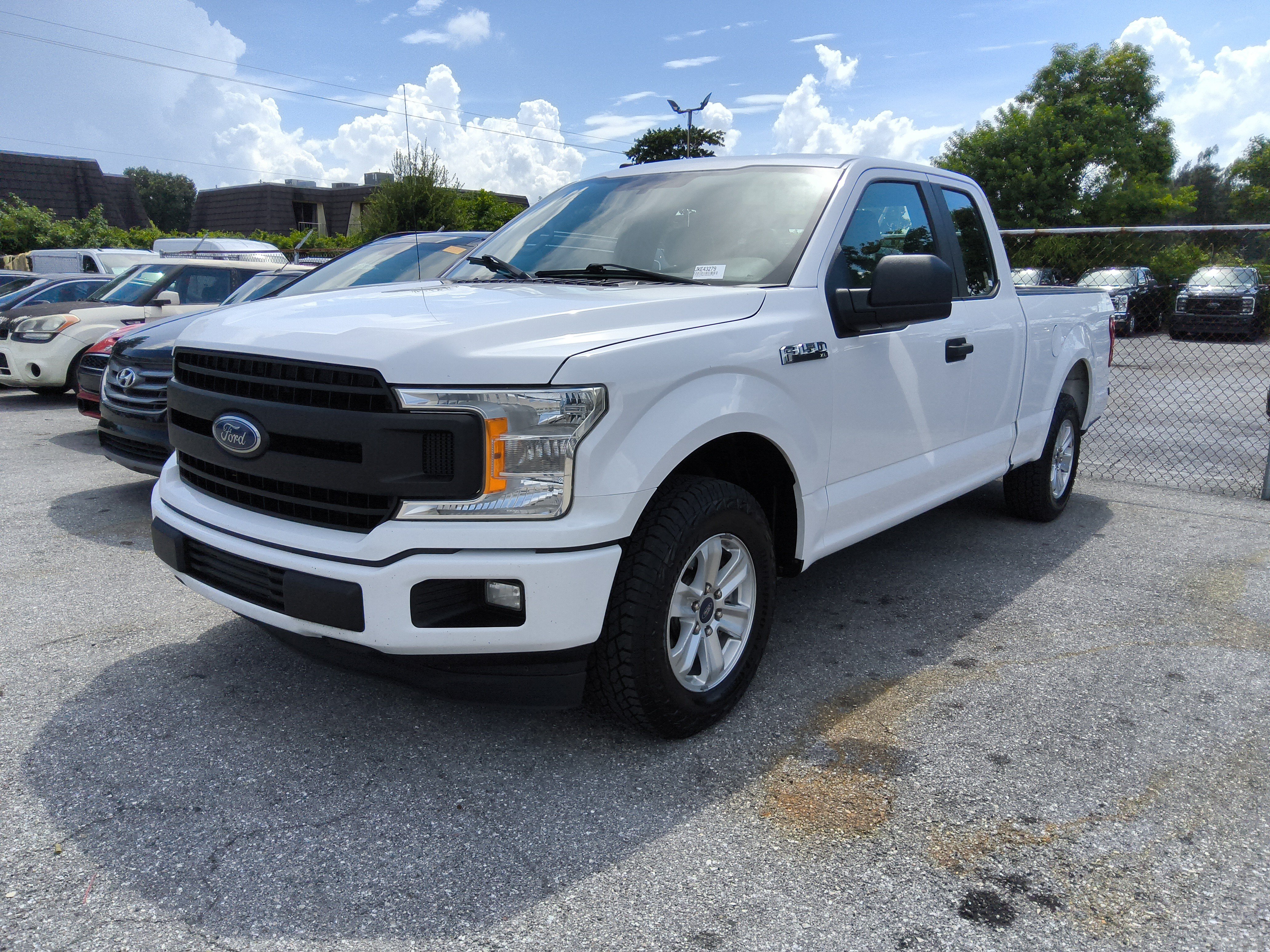 Used 2018 Ford F150 XL w/ Equipment Group 101A Mid RWD image 3