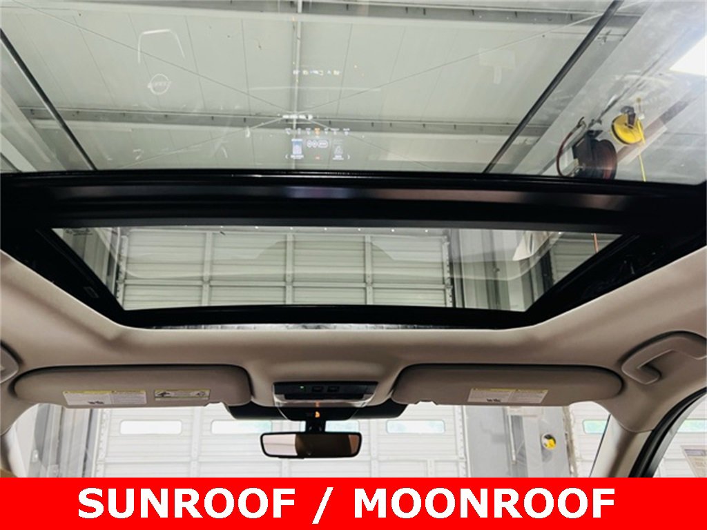 New 2025 Nissan Pathfinder Platinum image 9