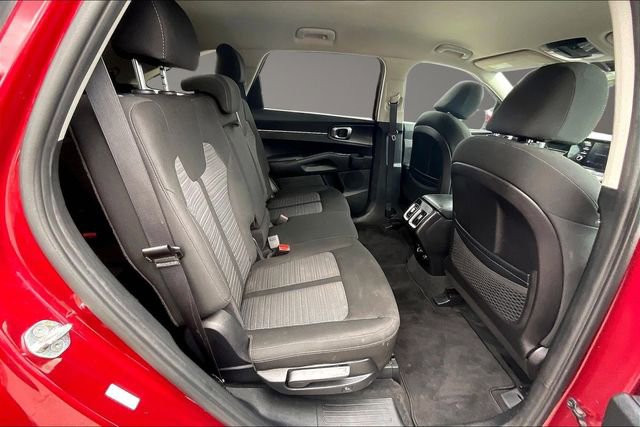Used 2021 Kia Sorento LX FWD image 25