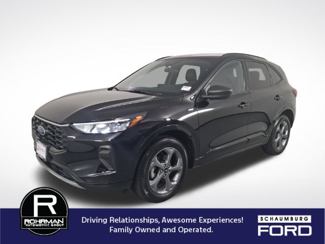 Used 2023 Ford Escape ST-Line w/ Tech Pack #1 AWD/4WD image 2