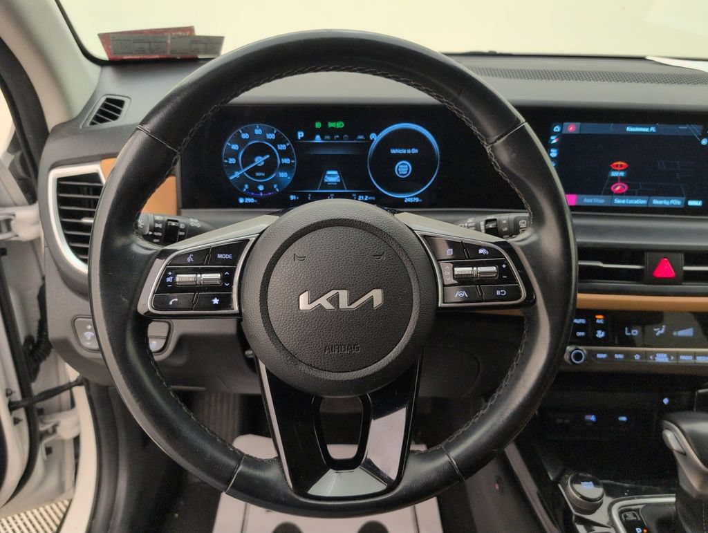 Used 2024 Kia Seltos EX FWD image 31