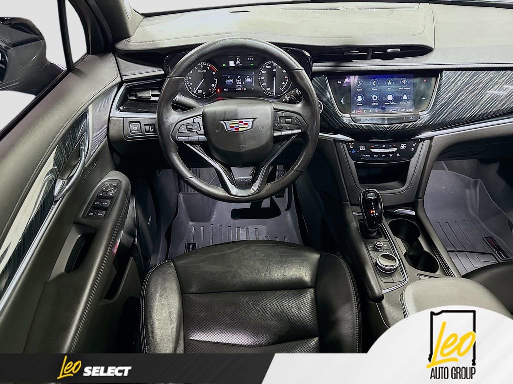 Used 2023 Cadillac XT6 Premium Luxury image 24