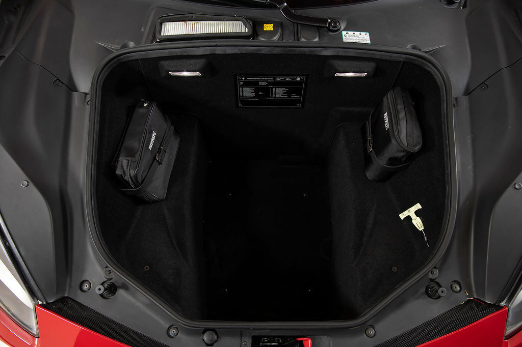 Certified 2017 Ferrari 488 GTB RWD image 32