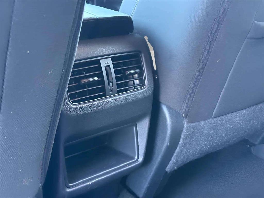 Used 2024 Nissan Rogue S image 14