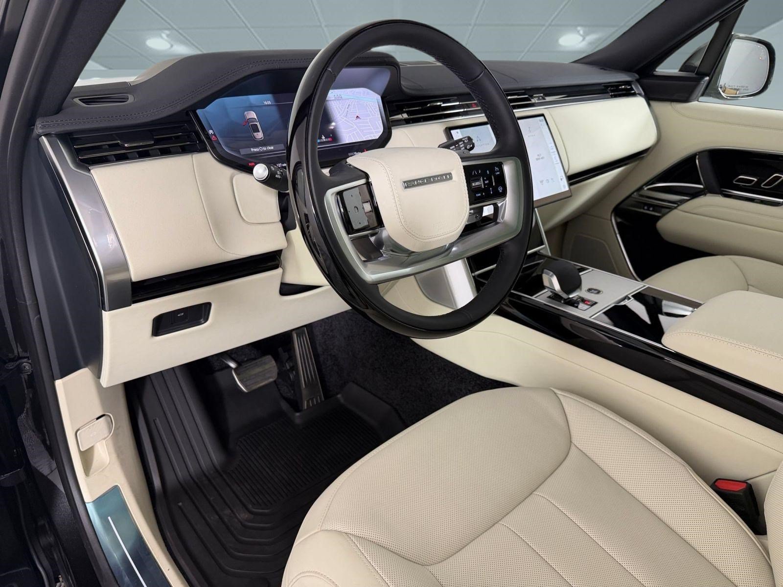 New 2026 Land Rover Range Rover SE AWD/4WD image 4