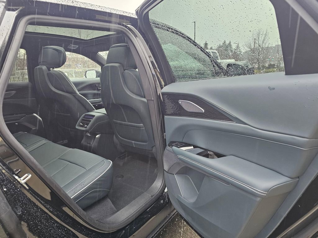 New 2026 Cadillac Lyriq Signature Sport w/ Nappa Leather Package image 12
