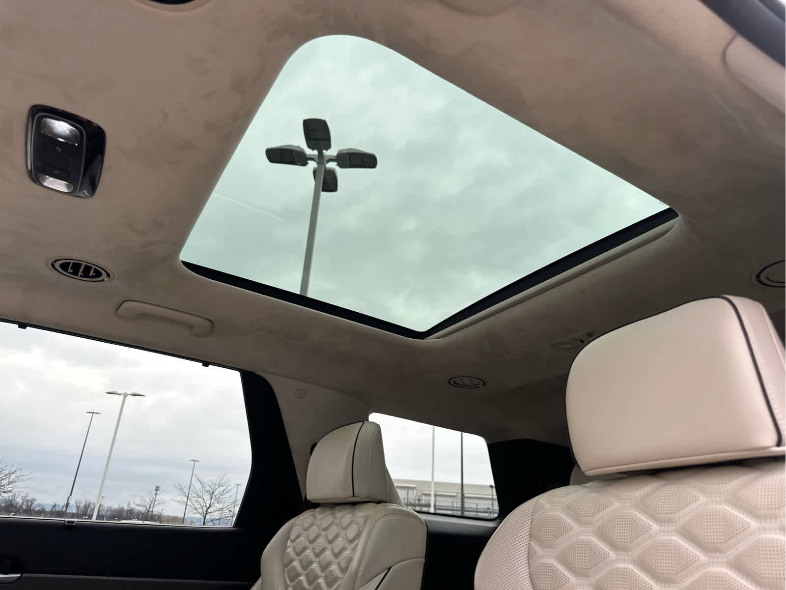 Used 2021 Hyundai Palisade Calligraphy image 53