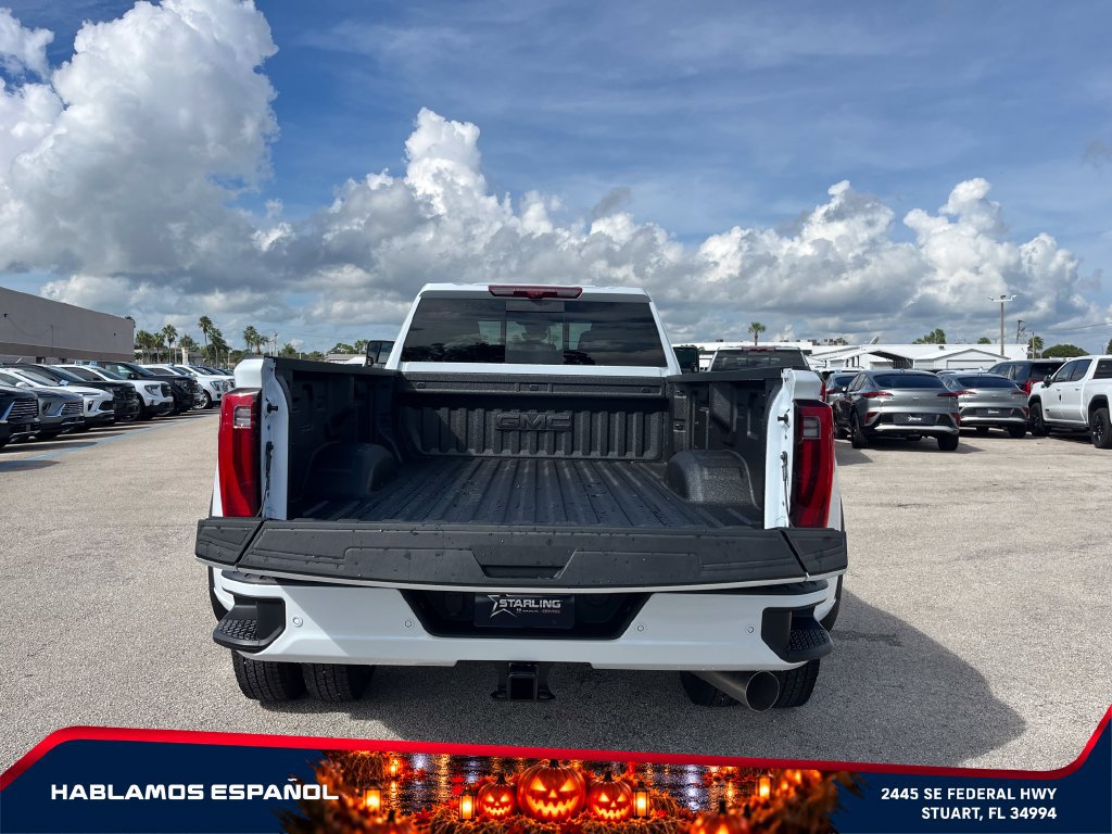New 2026 GMC Sierra 3500 Denali w/ Denali Reserve Package AWD/4WD image 16