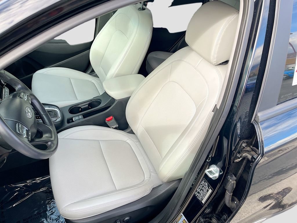 Used 2023 Hyundai Kona Limited image 20