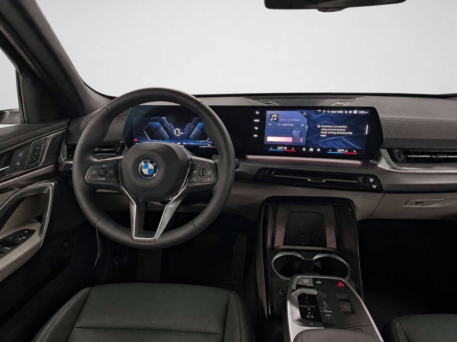 New 2026 BMW X2 xDrive28i w/ Convenience Package AWD/4WD image 16