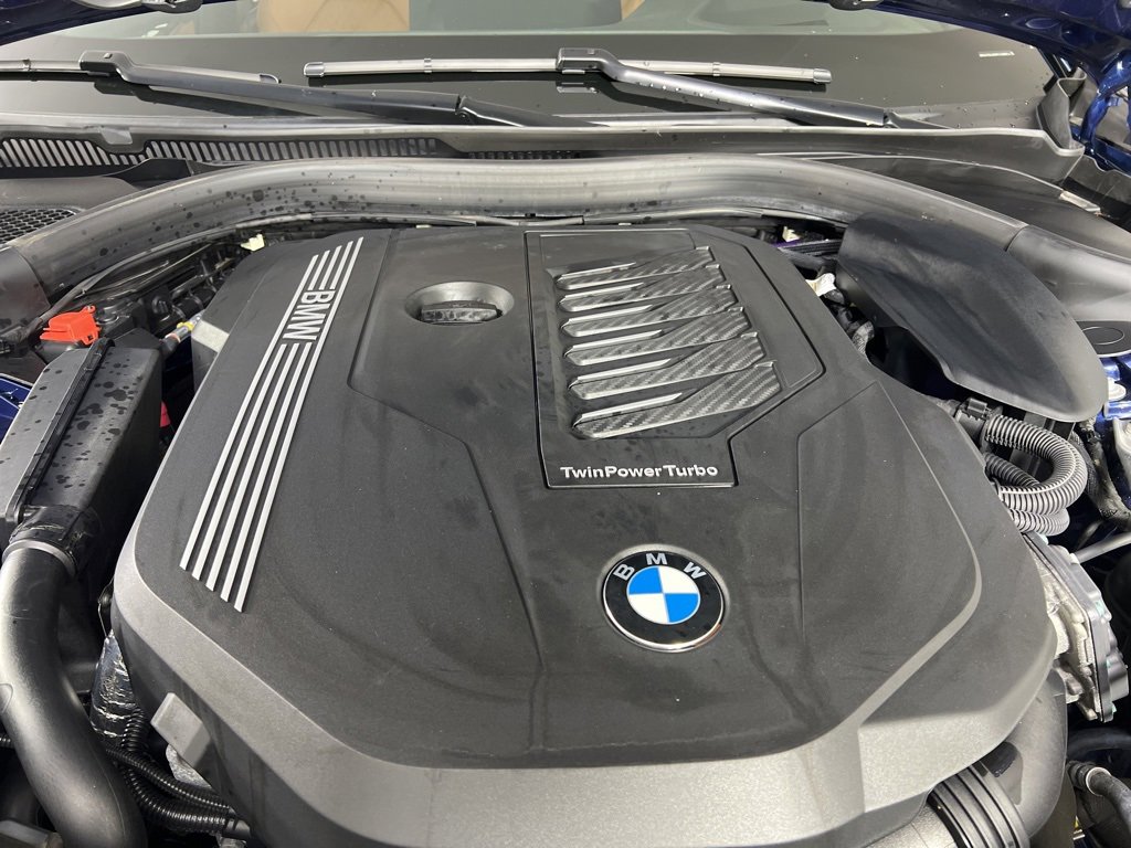Used 2023 BMW 540i xDrive w/ Premium Package image 39