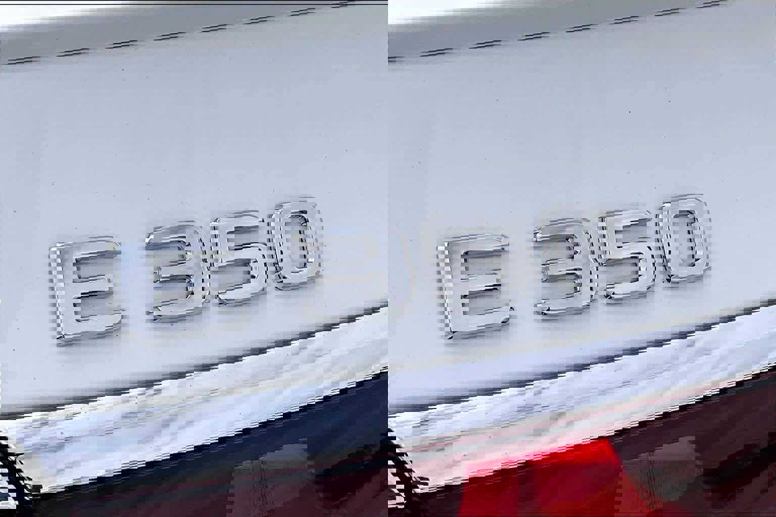 Used 2025 Mercedes-Benz E 350 4MATIC Sedan image 32