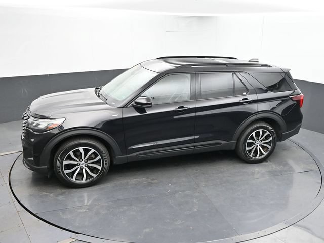 Used 2025 Ford Explorer ST-Line AWD/4WD image 42