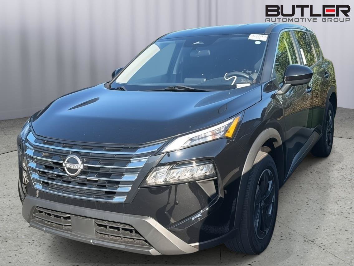 Used 2024 Nissan Rogue SV AWD/4WD image 1