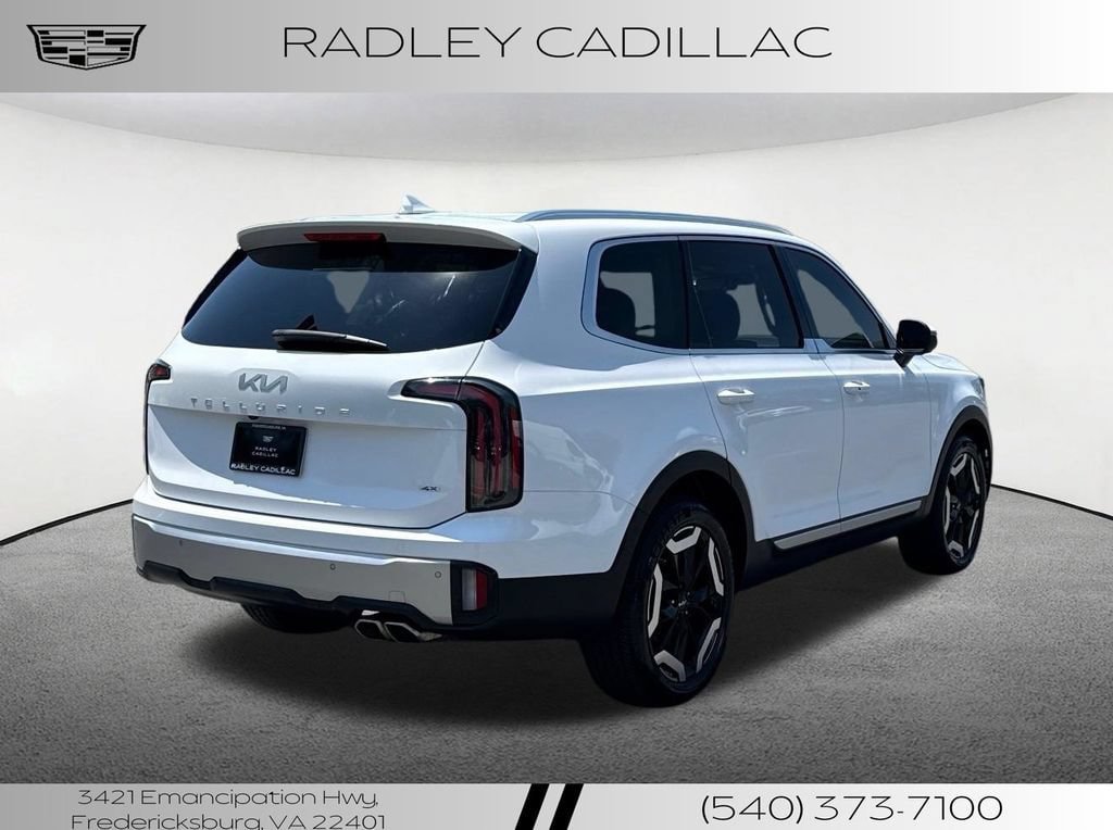 Used 2023 Kia Telluride EX w/ EX Captain's Chair Package AWD/4WD image 20