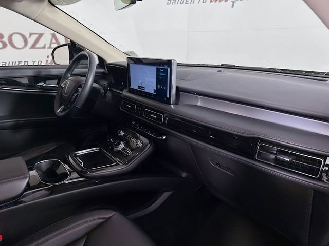 Certified 2023 Lincoln Nautilus FWD w/ Premium Package image 33