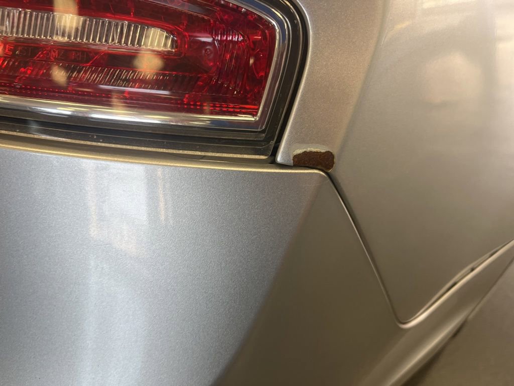 Used 2013 Lincoln MKZ FWD image 11