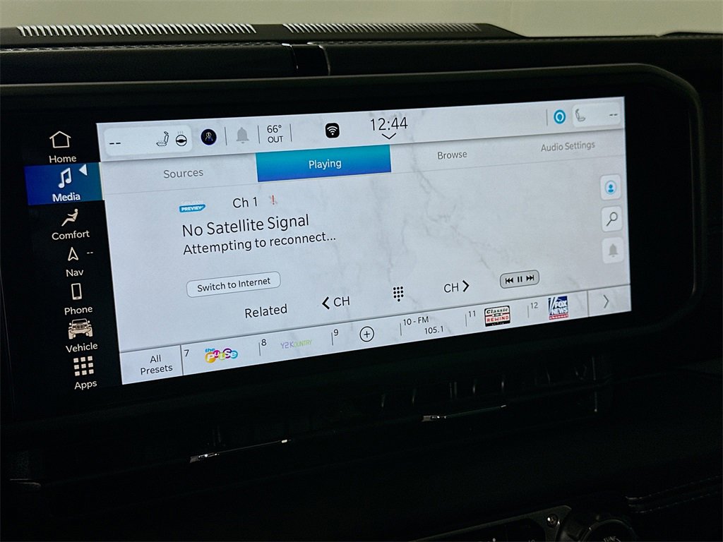 Used 2025 Jeep Wrangler Unlimited Rubicon 4xe w/ Technology Group image 30