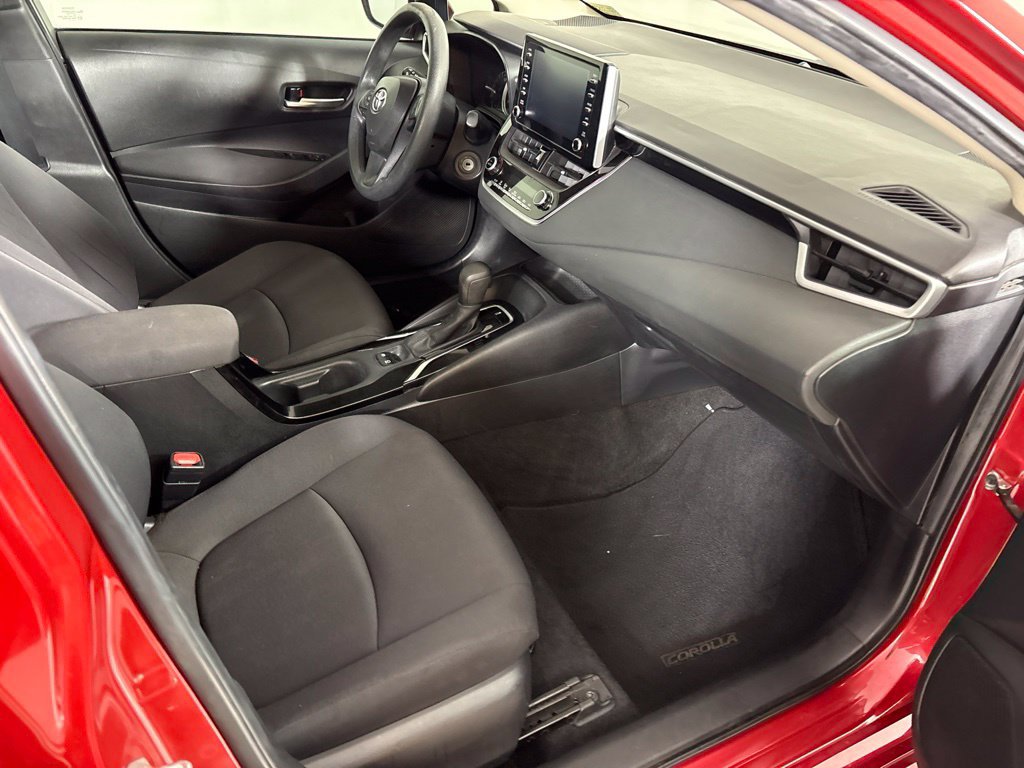 Used 2020 Toyota Corolla LE w/ Carpet Mat Package (TMS) FWD image 15