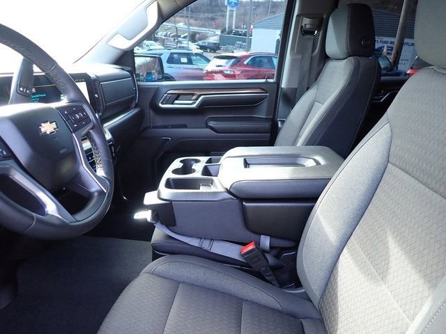 Used 2024 Chevrolet Silverado 1500 LT image 16