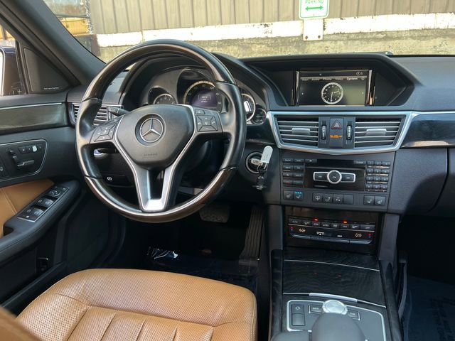 Used 2013 Mercedes-Benz E 350 4MATIC Sedan image 17