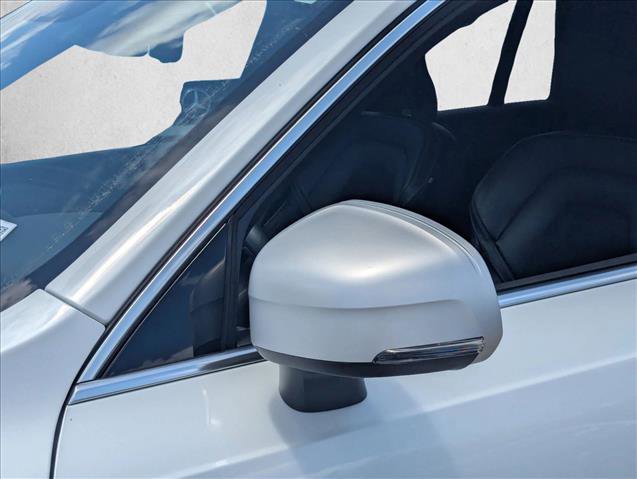 Used 2016 Volvo XC90 T6 R-Design w/ Vision Package image 12