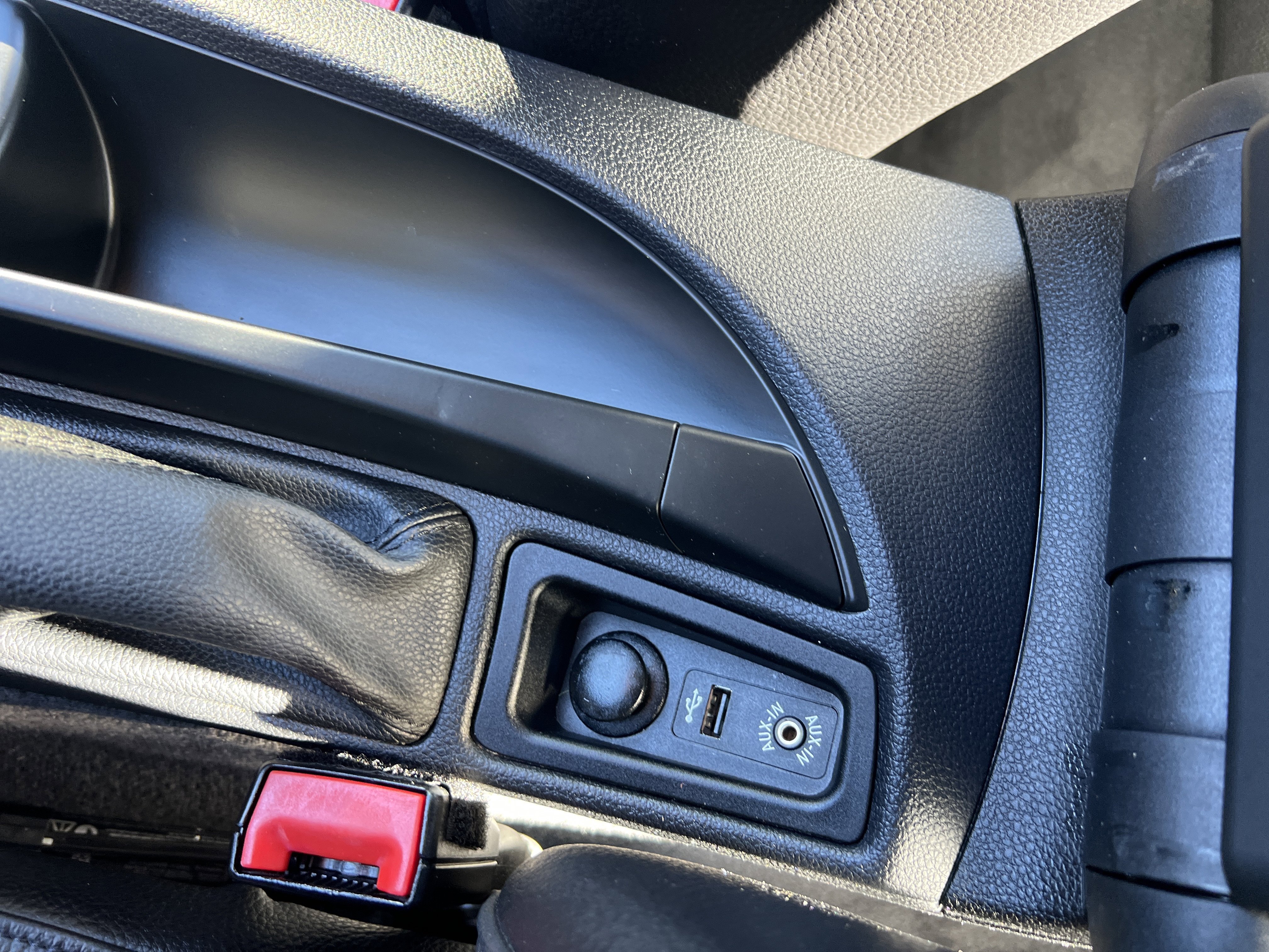 Used 2013 BMW 128i Coupe image 18