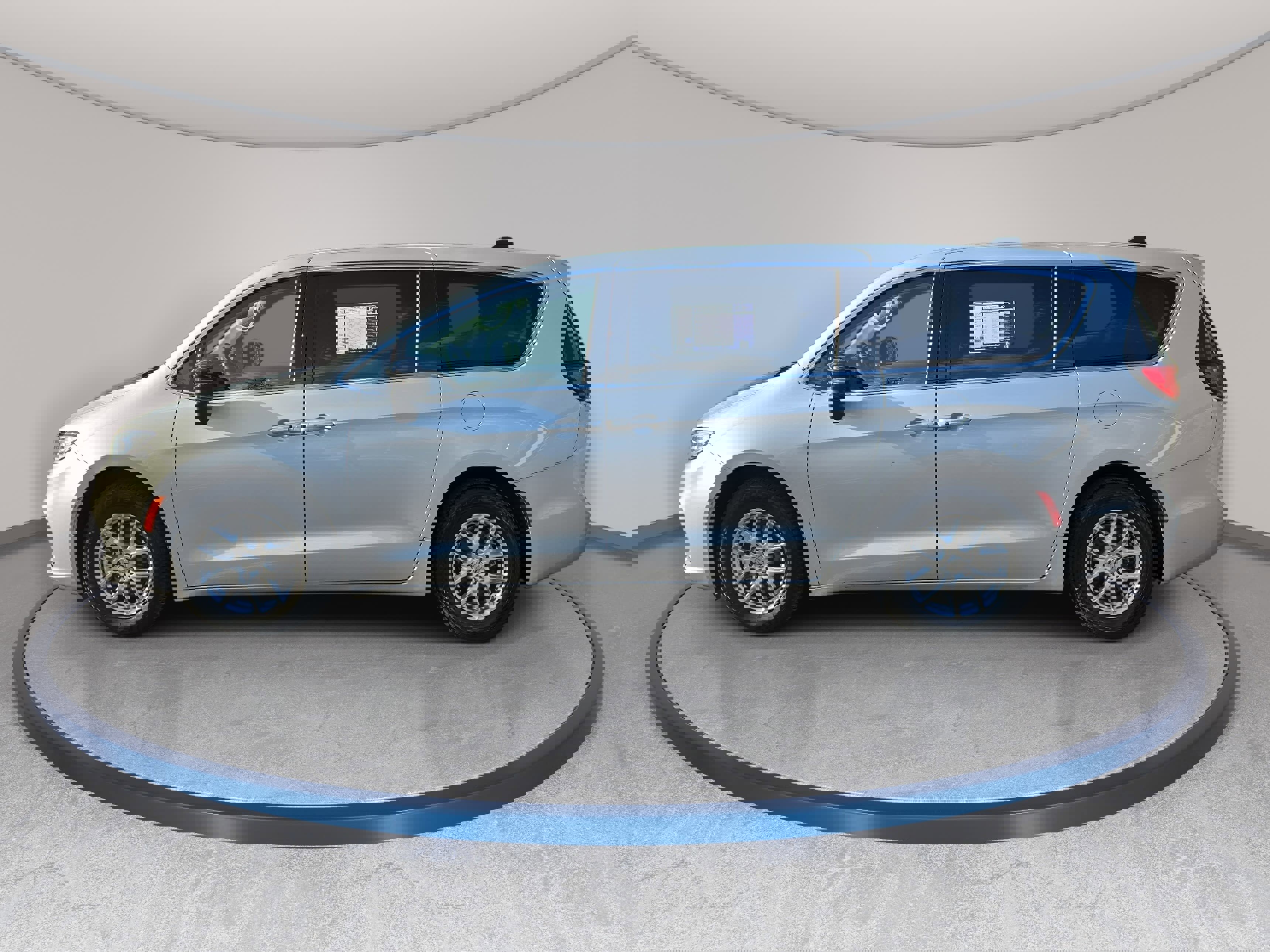 Used 2024 Chrysler Pacifica Touring-L image 8