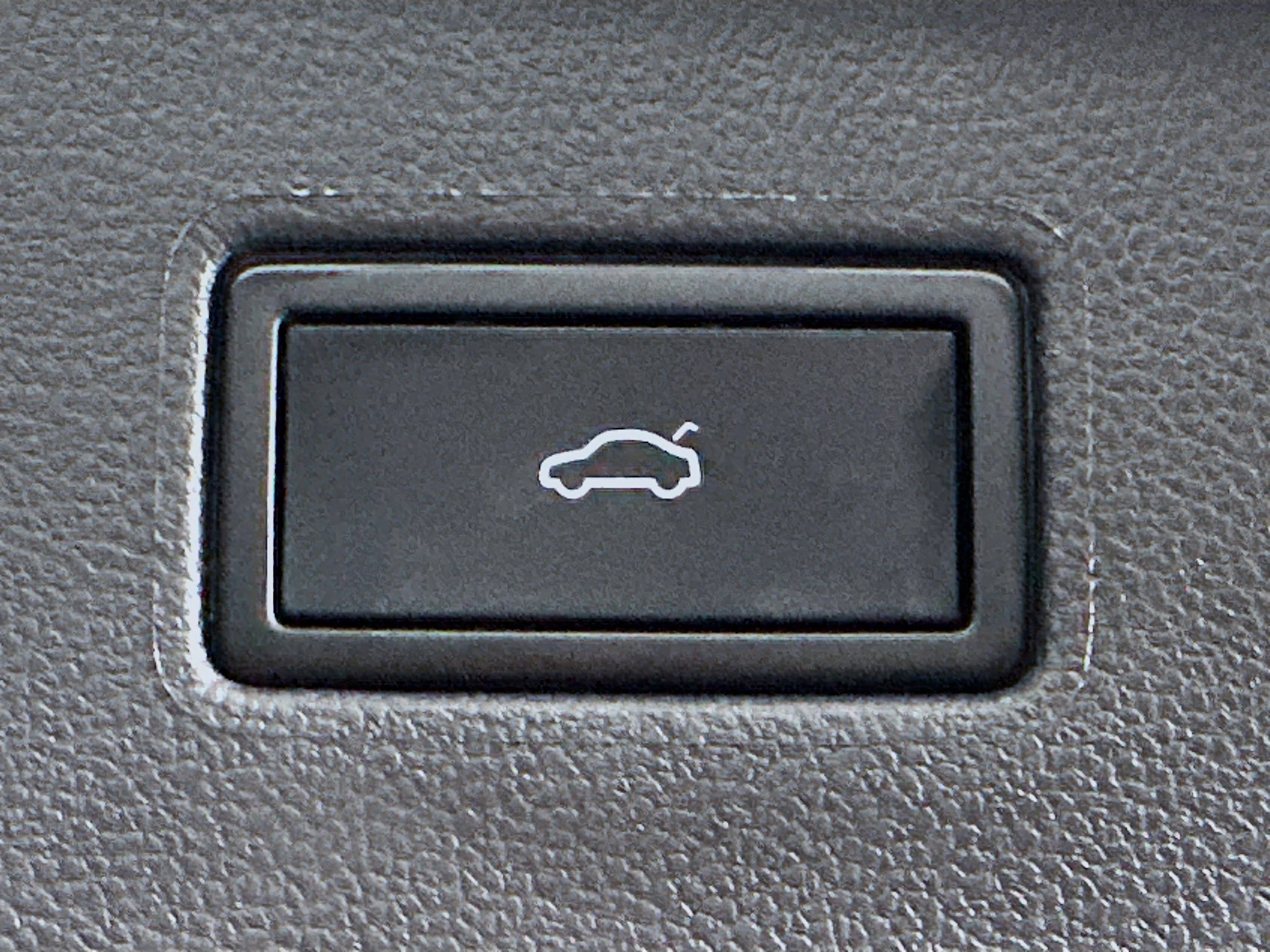 Used 2024 Volkswagen Tiguan Wolfsburg Edition image 29