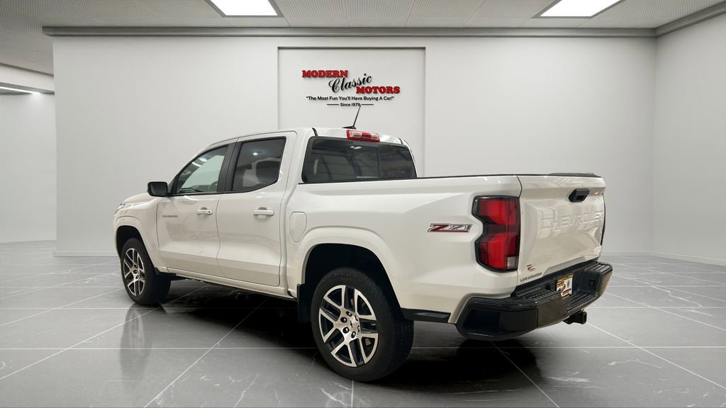 Used 2024 Chevrolet Colorado Z71 w/ Advanced Trailering Package image 3