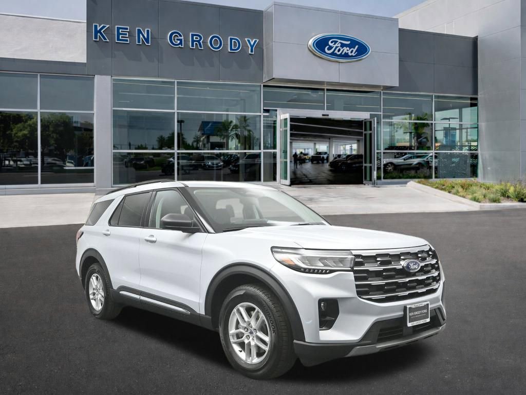 New 2025 Ford Explorer Active w/ Active Comfort Package