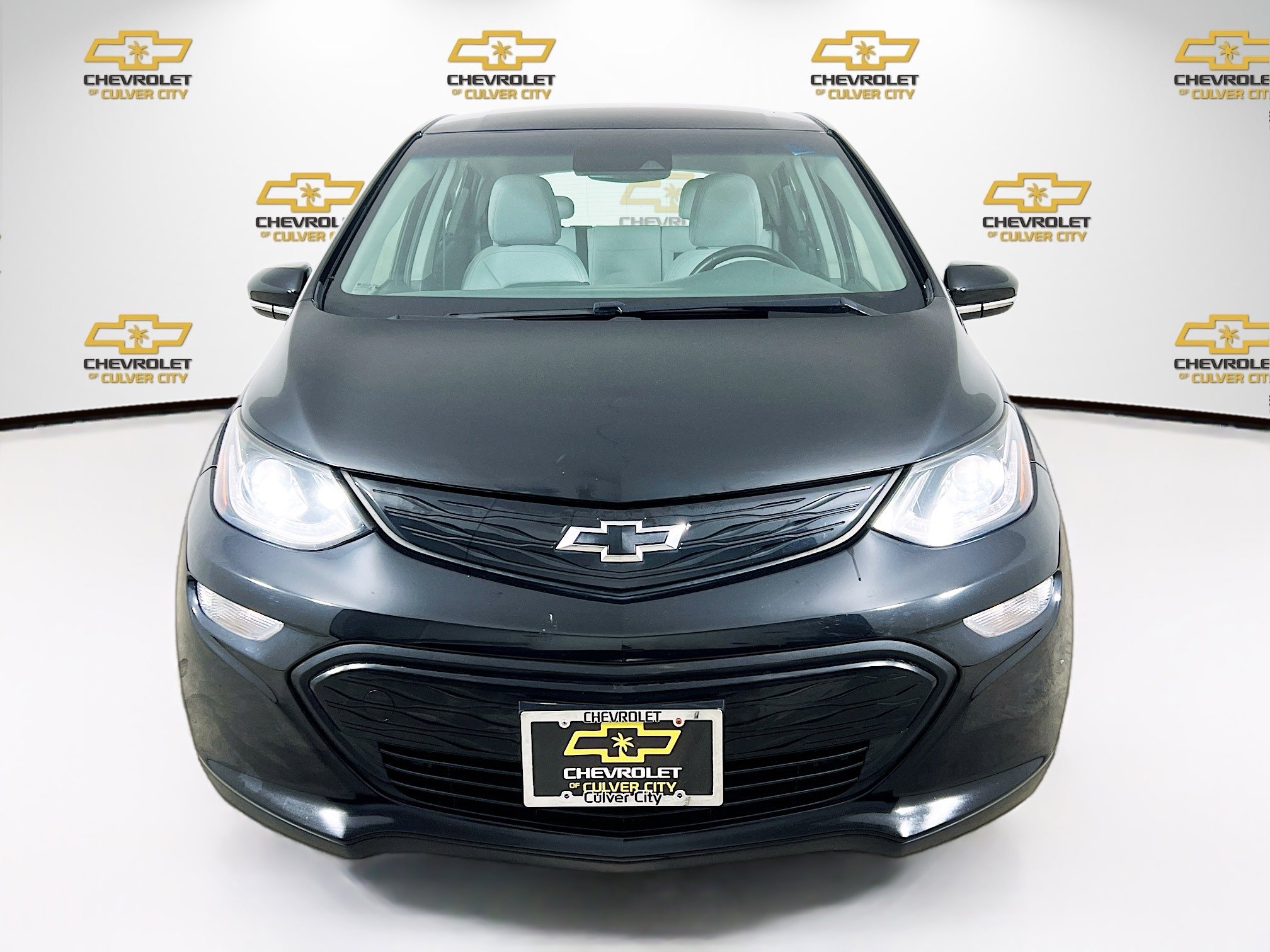 Used 2020 Chevrolet Bolt LT FWD image 2