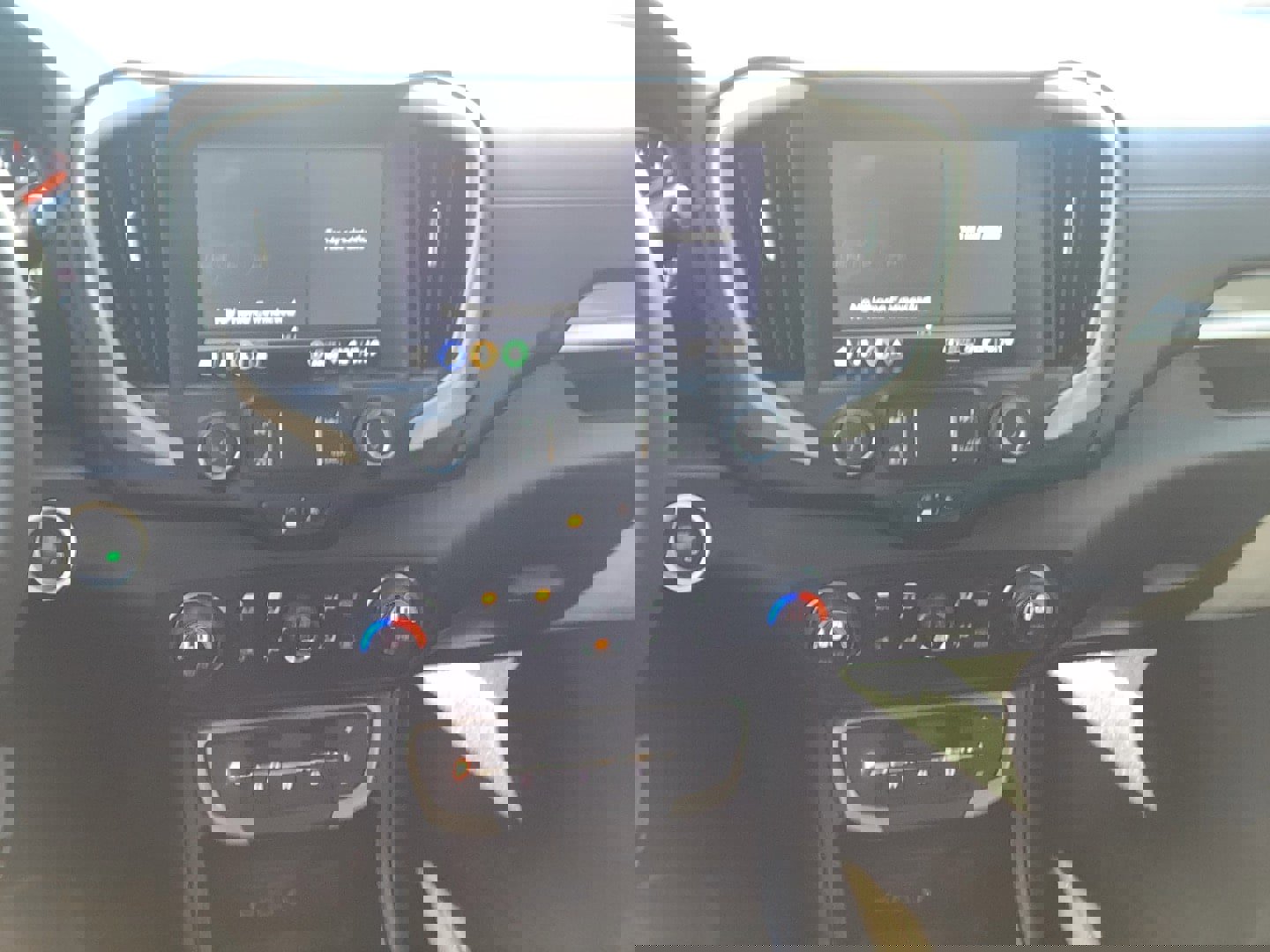 Used 2023 GMC Terrain Denali image 13