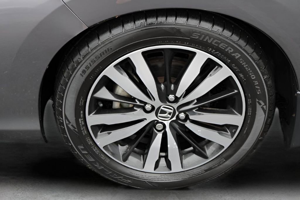 Used 2019 Honda Fit EX-L image 31