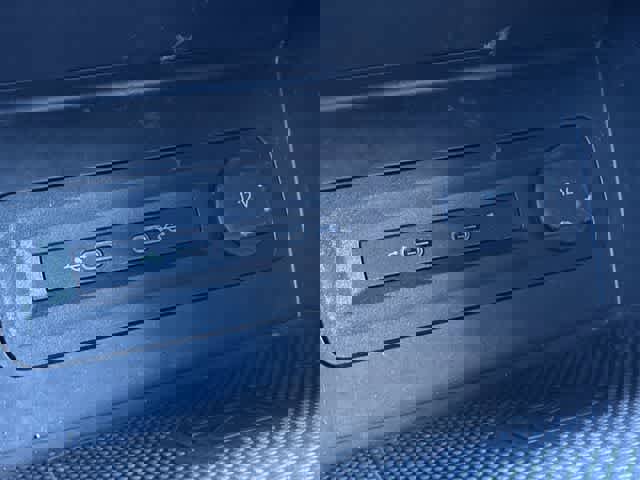 Used 2023 Volkswagen Atlas Cross Sport SE w/ Black Wheel Package image 32