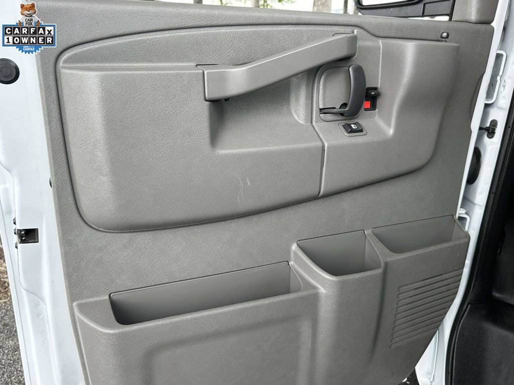 Used 2025 GMC Savana 2500 w/ Driver Convenience Package RWD image 16